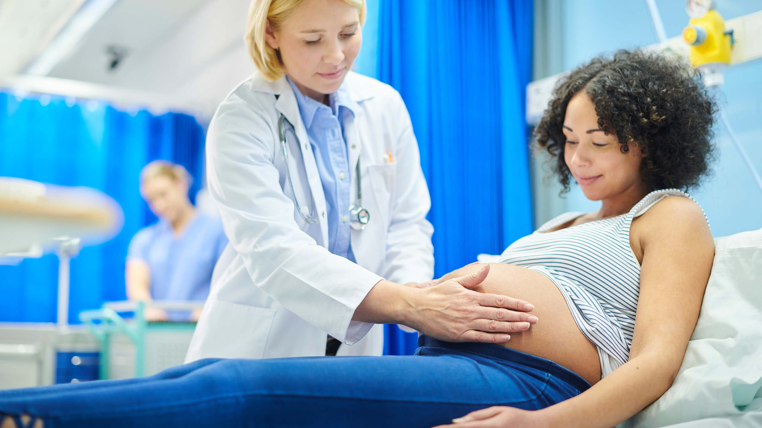 How to Afford Pregnancy & Childbirth Costs